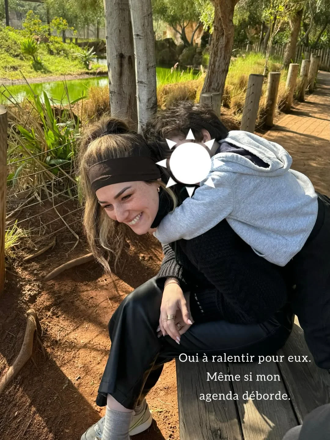 Photo by Aïda Benchemsi on February 18, 2026. May be an image of koala, kangaroo, wallaby, park and text that says 'Oui Ouiàralentirpoureux. à ralentir pour eux. Même si mon agenda déborde.'.