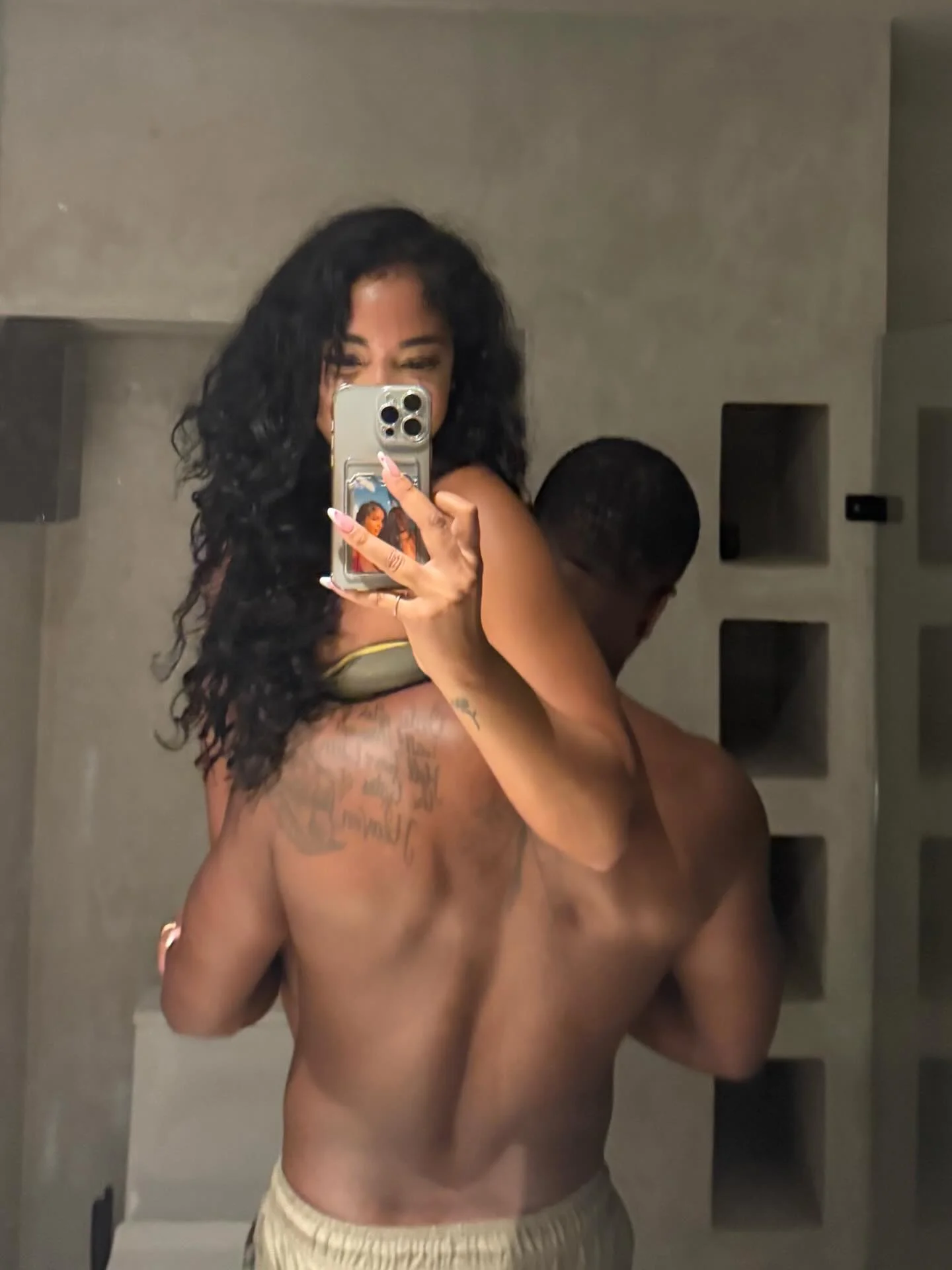 Photo by Alexandra on February 17, 2026. May be a selfie of one or more people, biceps, shower and text.