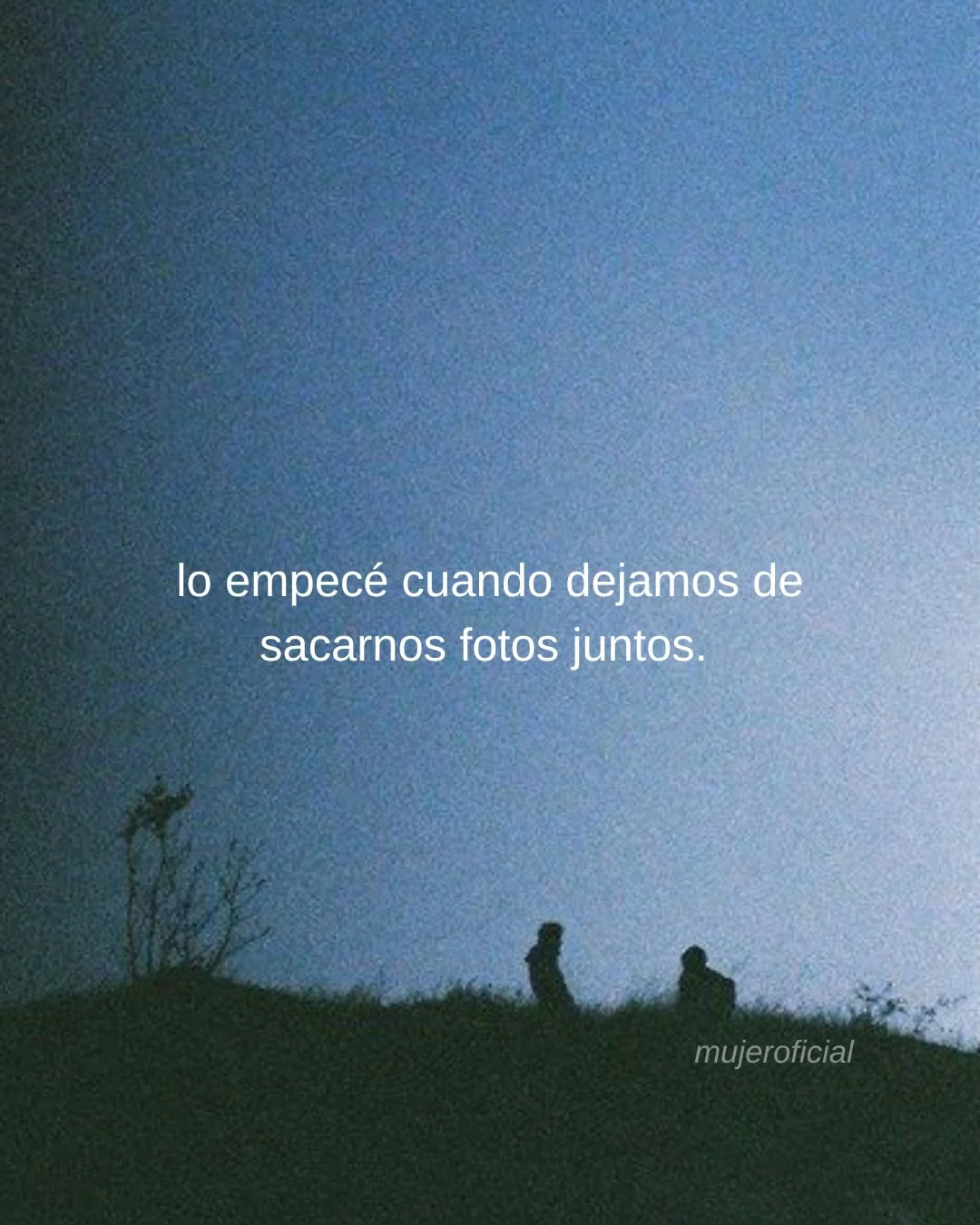 Photo by ILUSTRACIONES - DIBUJOS on March 05, 2026. May be a meme of one or more people and text that says 'lo empecé cuando dejamos de sacarnos fotos juntos mujeroficial'.